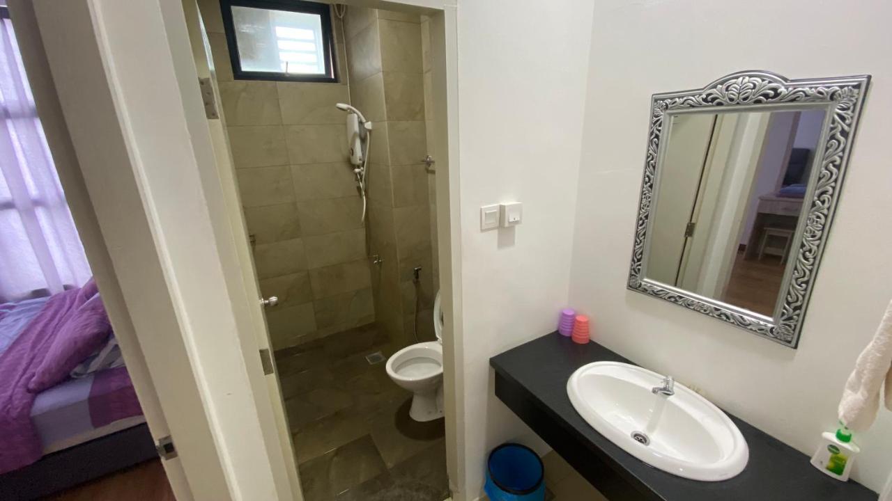 Roxy Apartment 쿠칭 외부 사진